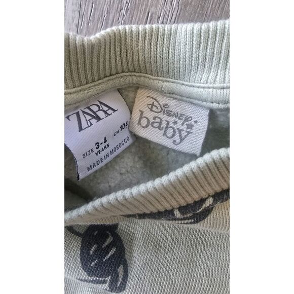ZARA Mickey Mouse and Friends Disney Sweatshirt sz 3-4 years - Picture 4 of 8